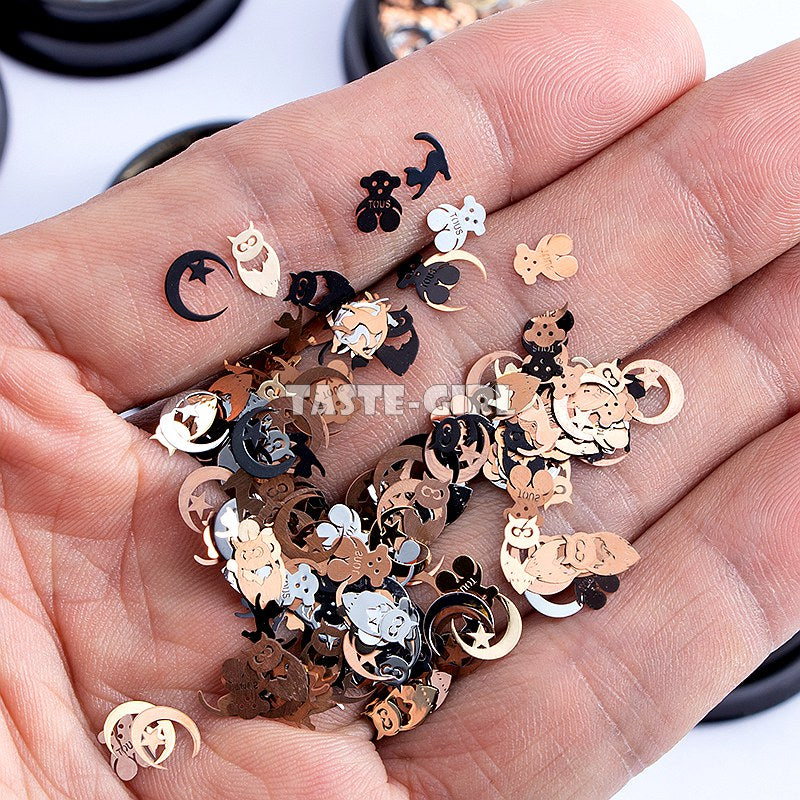 Halloween Black Cat Nail Art