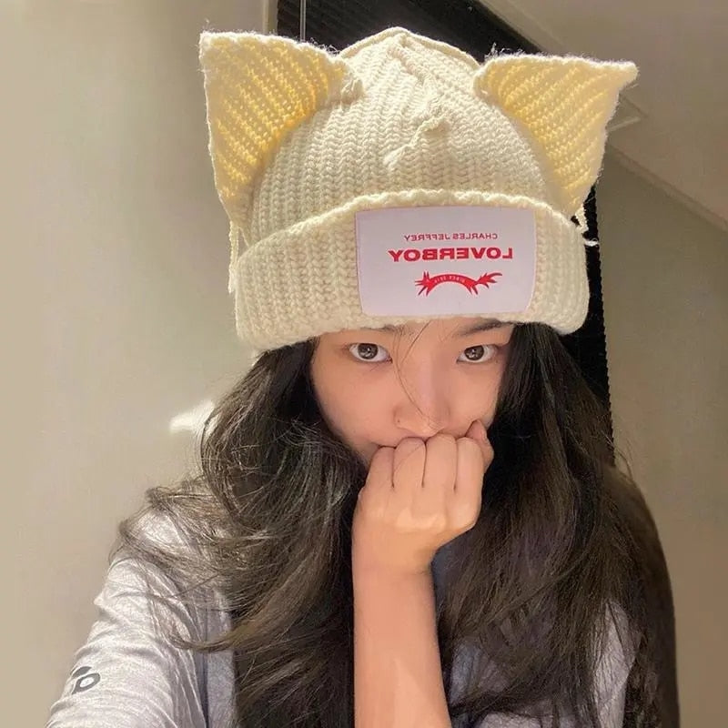 Loverboy cat Beanie