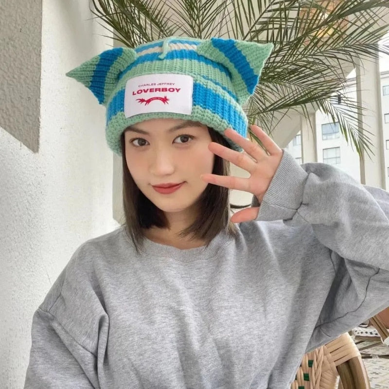 Loverboy cat Beanie